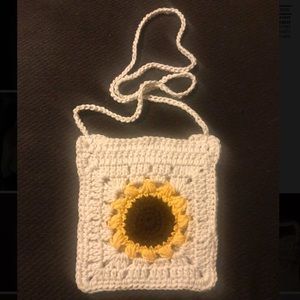 🖤 Handmade Crochet Sunflower Crossbody Bag.